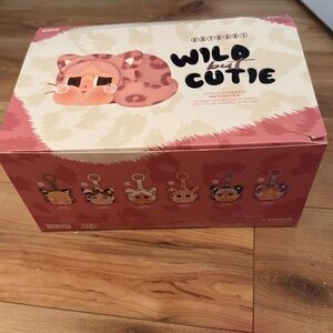 Pop Mart wild cutie  full Set of 6 
1 is opened .they stack together